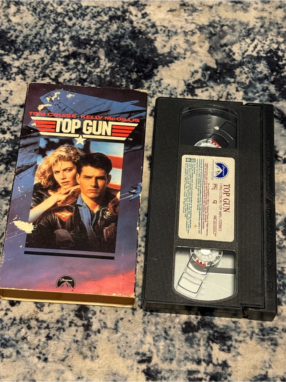 Top Gun VHS - Picture 2 of 2